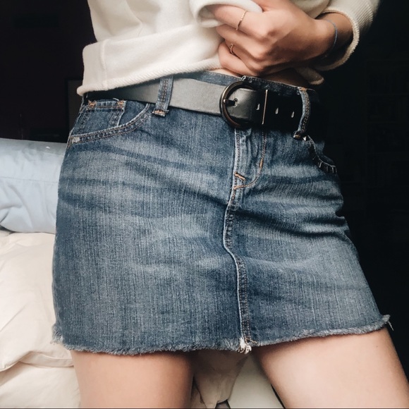 Distressed Denim/Jean Mini Skirt Size 4 - Picture 1 of 5